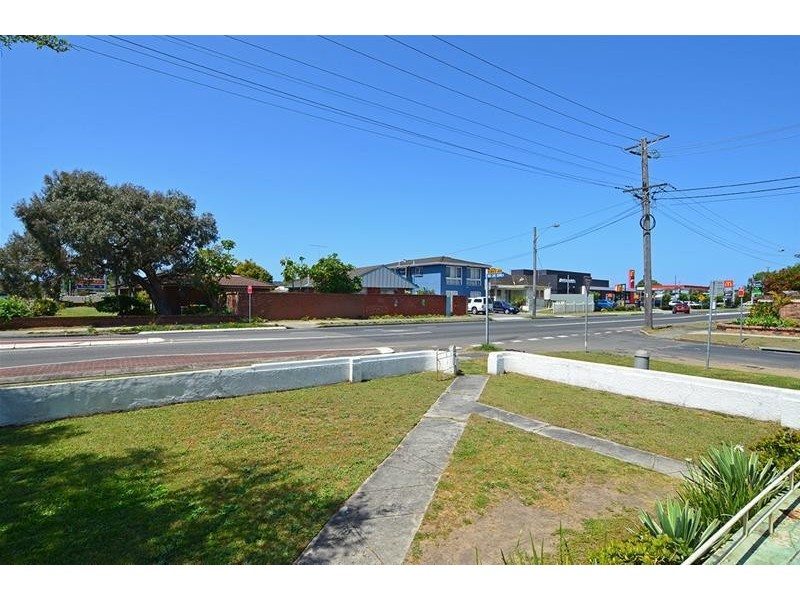 425 Ocean Beach Road, Umina Beach NSW 2257