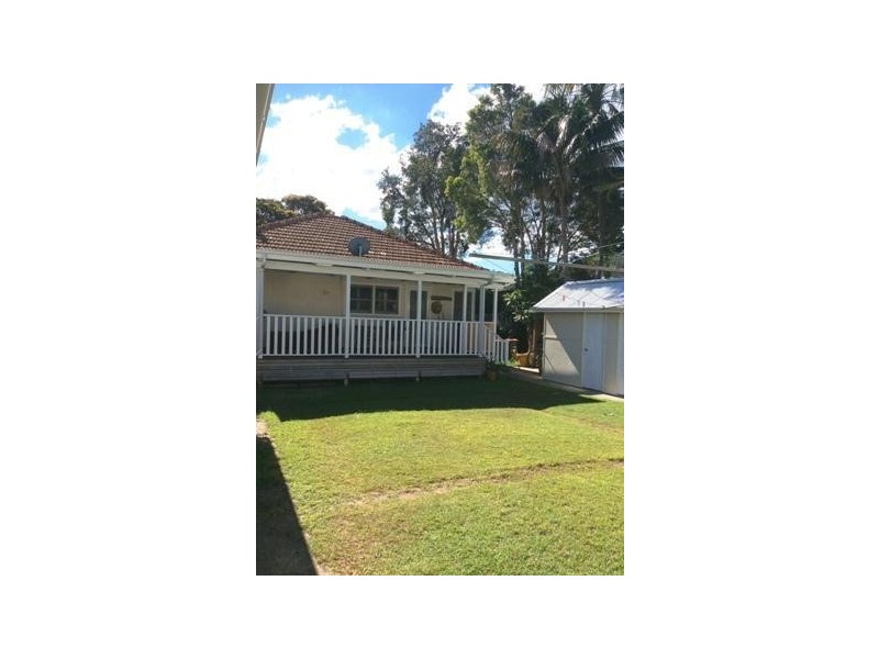 8 Bream Road, Ettalong Beach NSW 2257