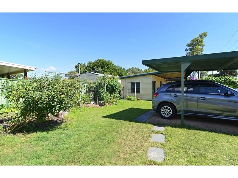 37 Trafalgar Avenue, Woy Woy NSW 2256