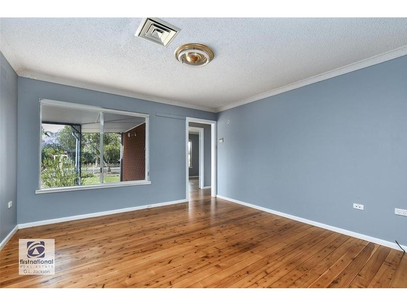 30  Dorothy Avenue, Woy Woy NSW 2256