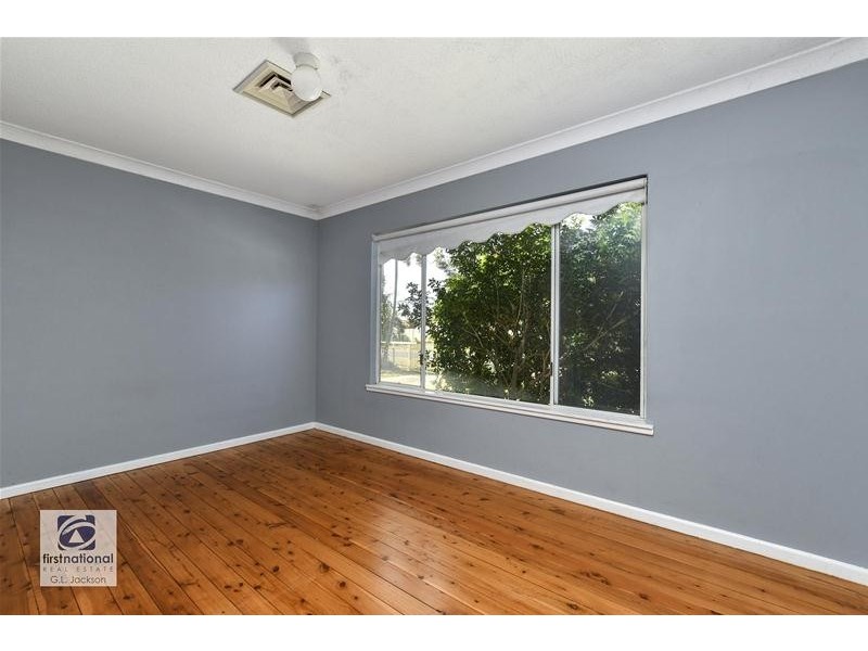 30  Dorothy Avenue, Woy Woy NSW 2256