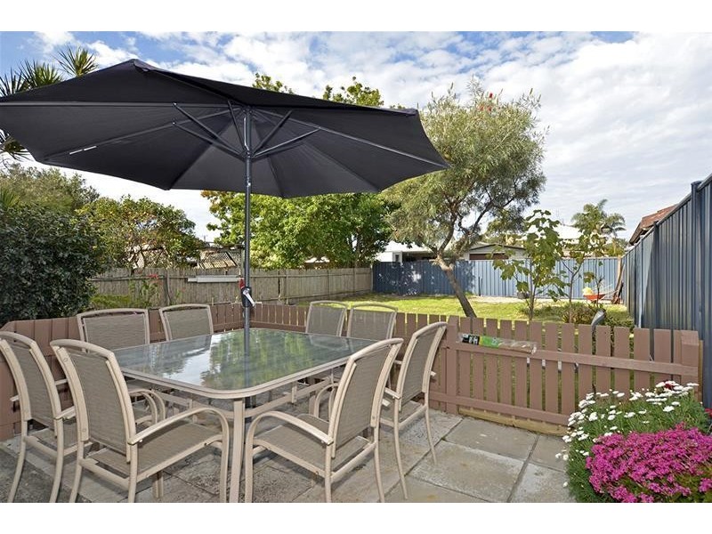 36 Honeysuckle Street, Umina Beach NSW 2257