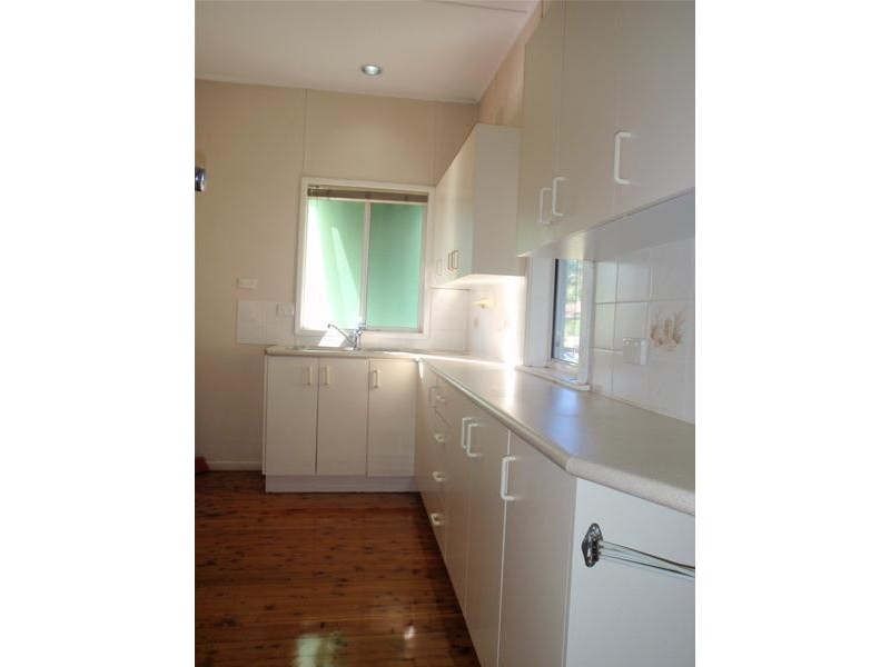 17 Beach Street, Ettalong Beach NSW 2257