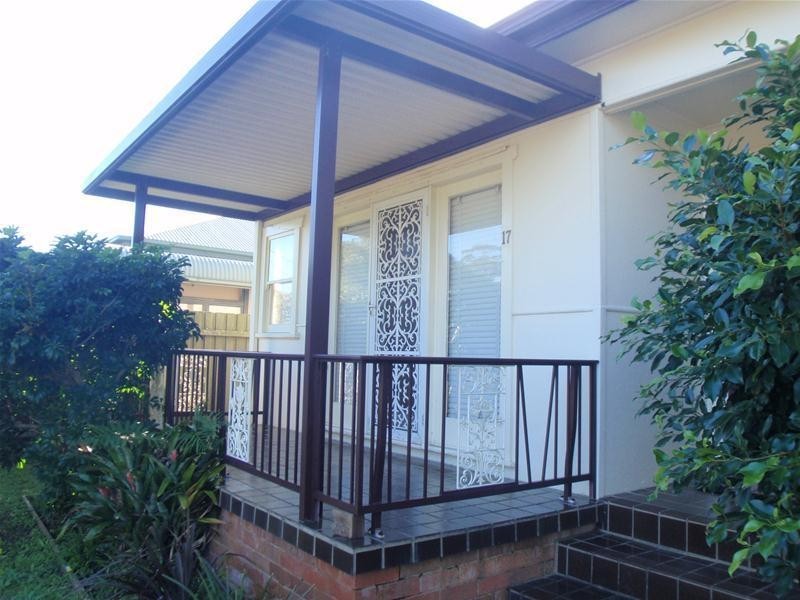 17 Beach Street, Ettalong Beach NSW 2257