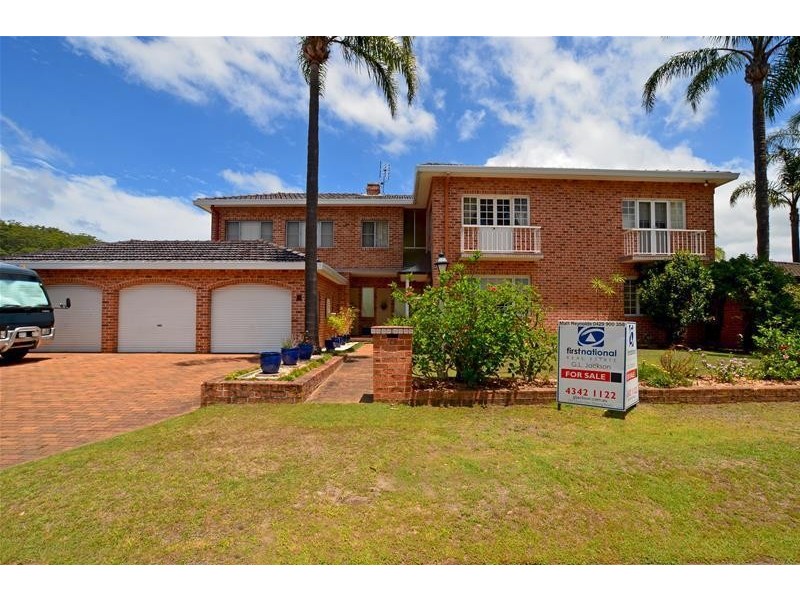2 Helmsman Boulevard, St Huberts Island NSW 2257