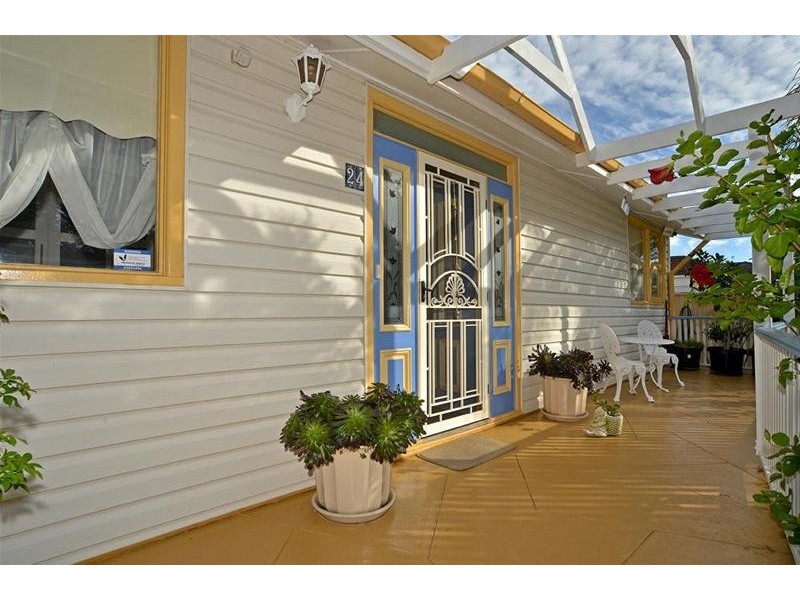 24 Beach Street, Ettalong Beach NSW 2257