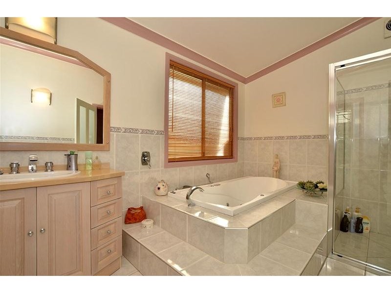 24 Beach Street, Ettalong Beach NSW 2257