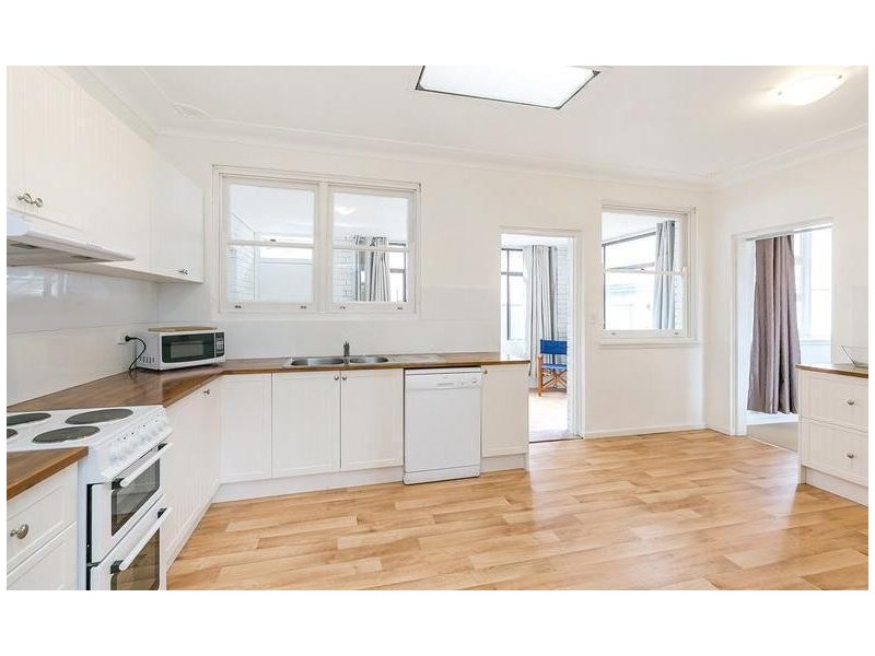 7 Azalea Street, Woy Woy NSW 2256