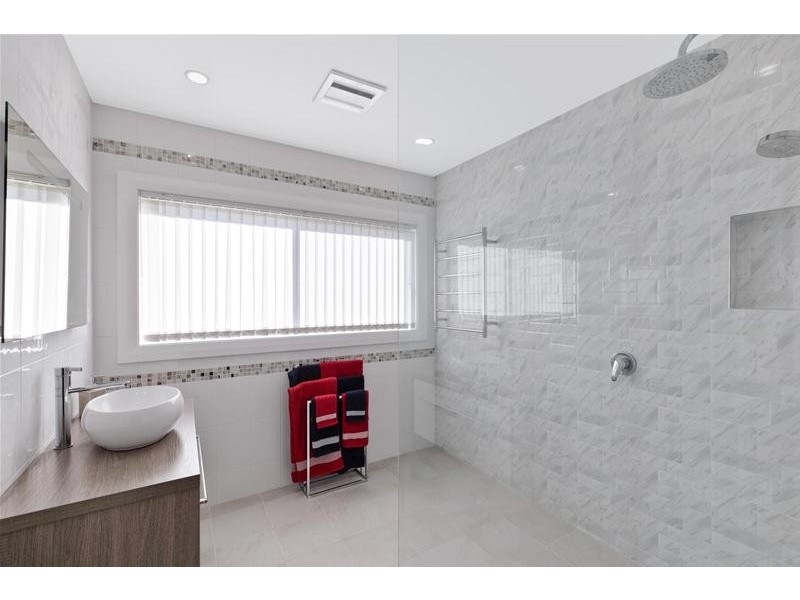 2 Karu Avenue, Booker Bay NSW 2257