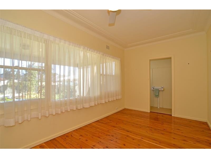 32 Bourke Road, Ettalong Beach NSW 2257