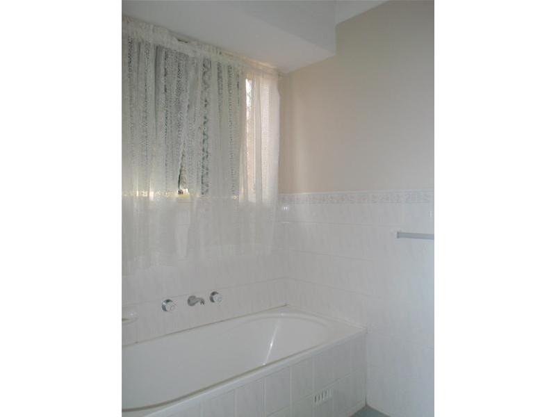 2/85 Beach Street, Ettalong Beach NSW 2257