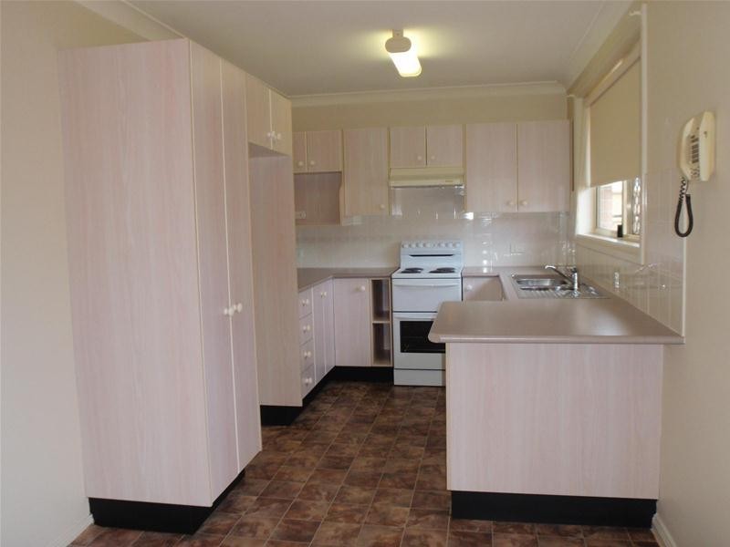 2/85 Beach Street, Ettalong Beach NSW 2257