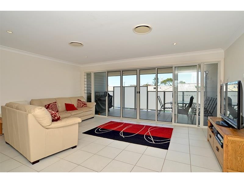 2/13-15 Augusta Street, Umina Beach NSW 2257