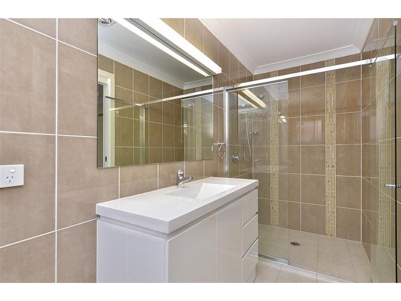 2/34 Farnell Road, Woy Woy NSW 2256