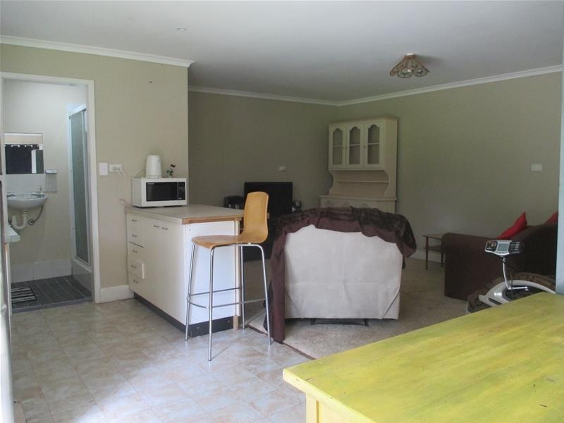 FLAT/14 Patanga Street, Kincumber NSW 2251