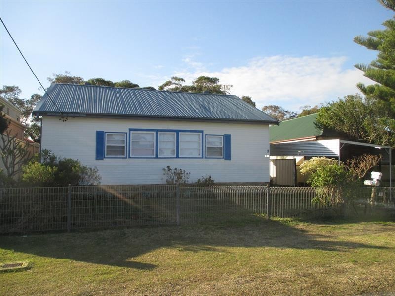 9 Warrah Street, Ettalong Beach NSW 2257