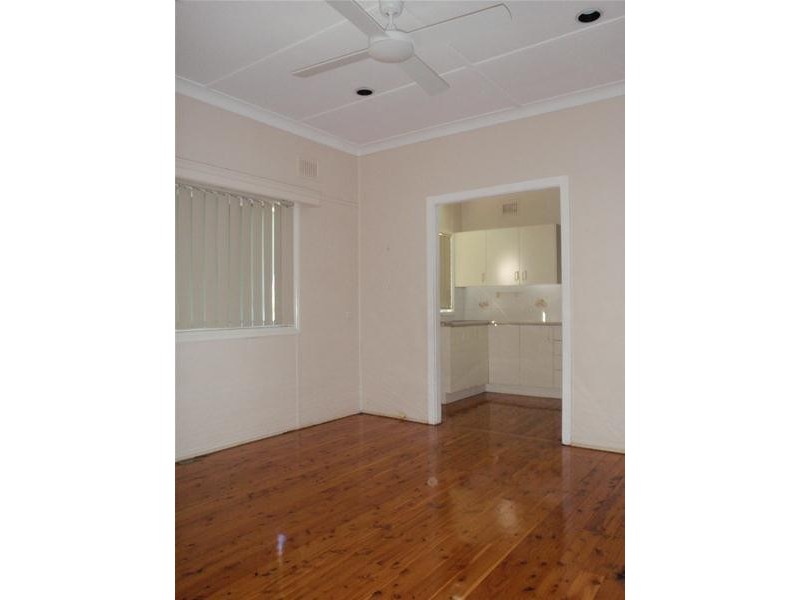 17 BEACH Street, Ettalong Beach NSW 2257