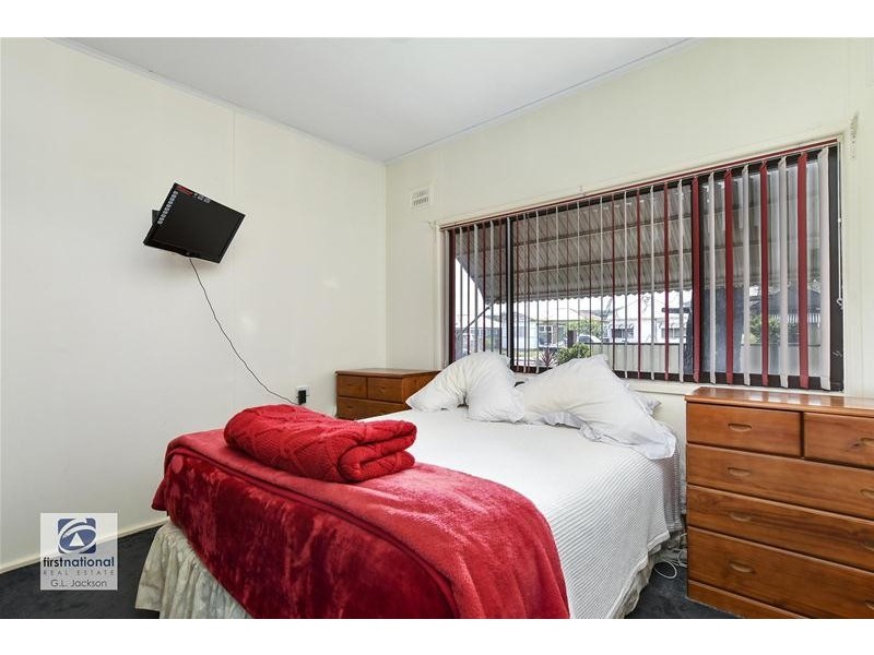 262 Trafalgar Avenue, Umina Beach NSW 2257