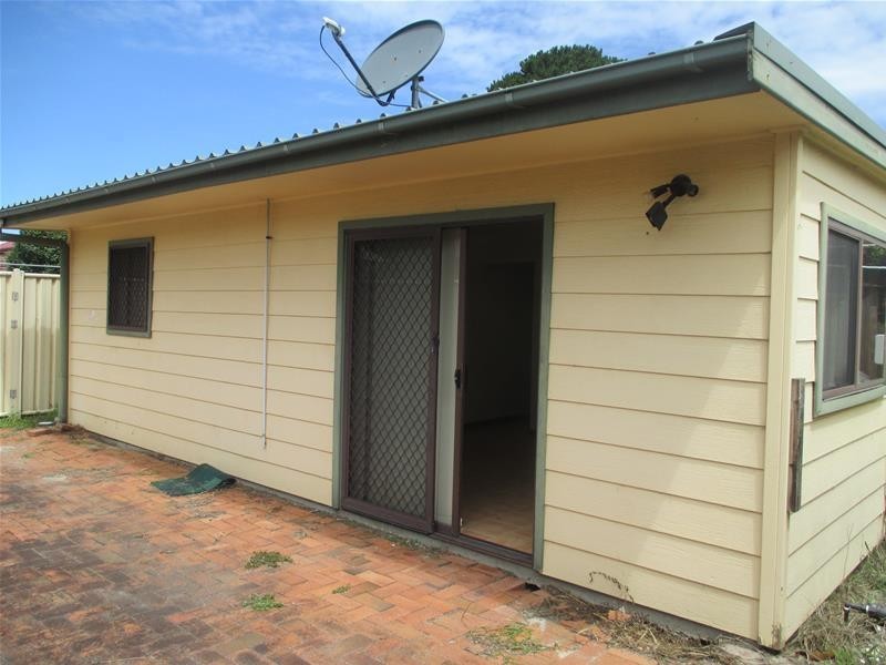 Cabin/64 Barrenjoey Road, Ettalong Beach NSW 2257