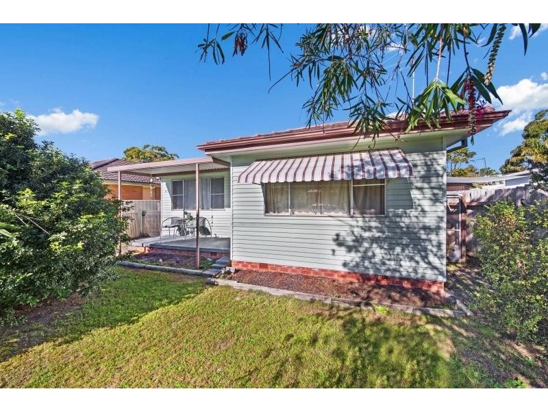 68 Karingi Street, Ettalong Beach NSW 2257