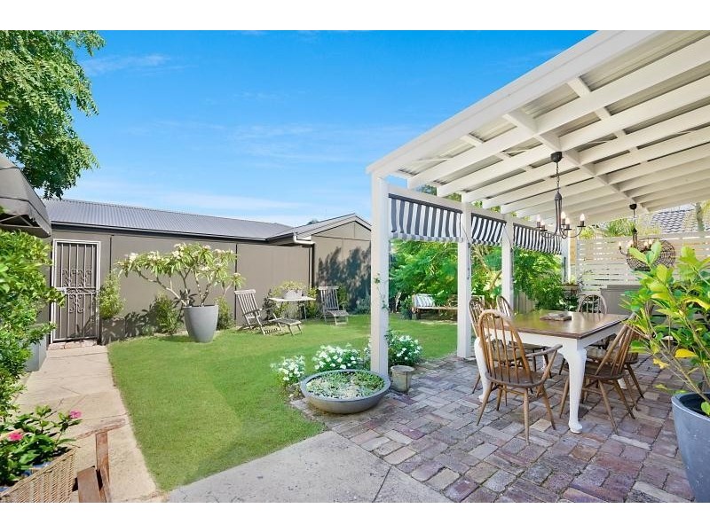 99 Barrenjoey Road, Ettalong Beach NSW 2257