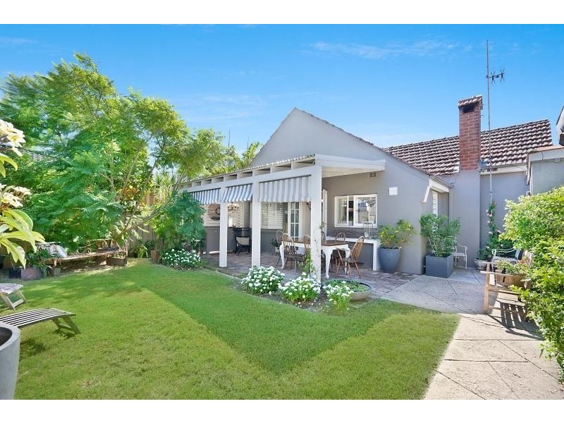 99 Barrenjoey Road, Ettalong Beach NSW 2257