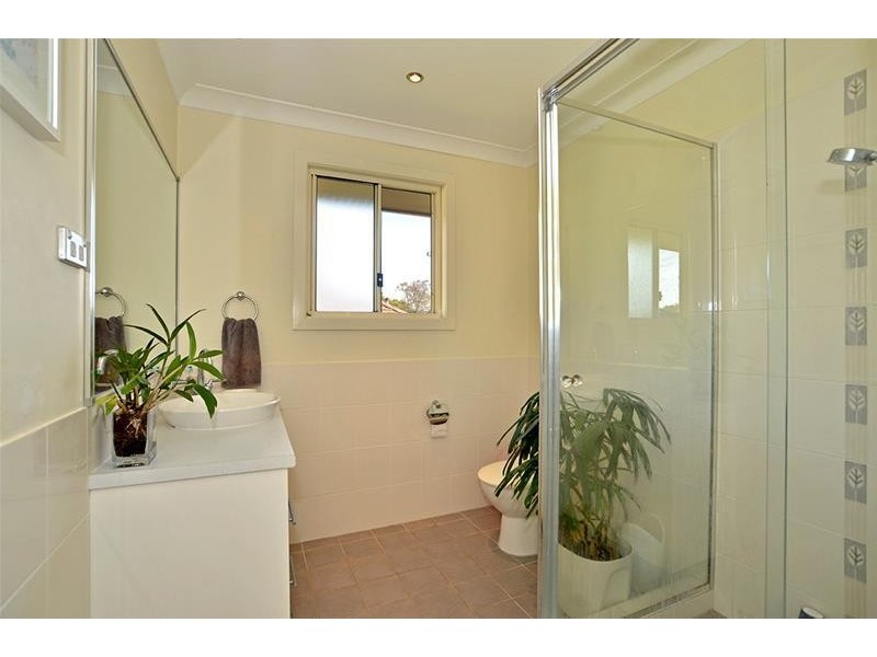 2/1 Warwick Street, Blackwall NSW 2256