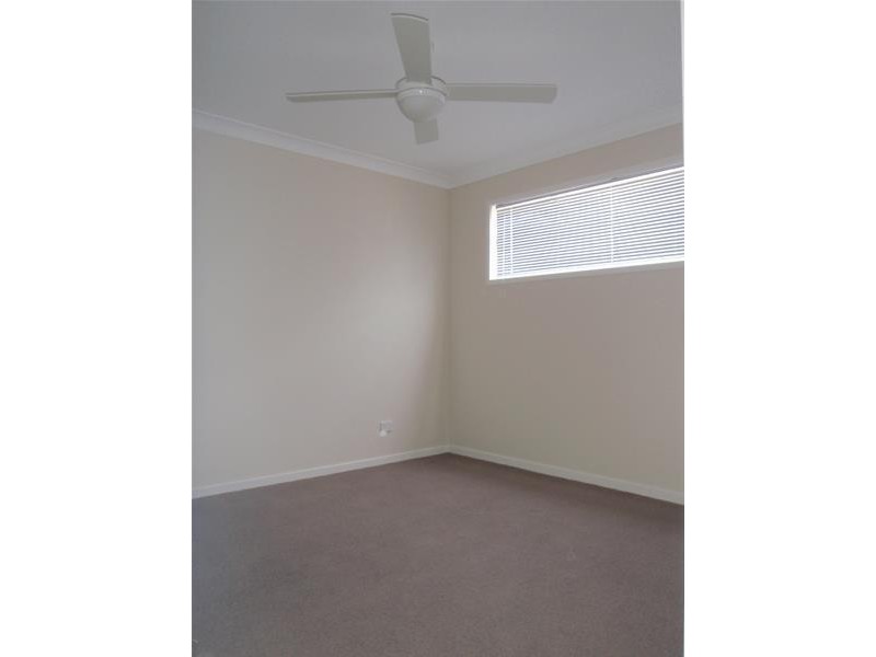Cabin/11 Hobart Avenue, Umina Beach NSW 2257