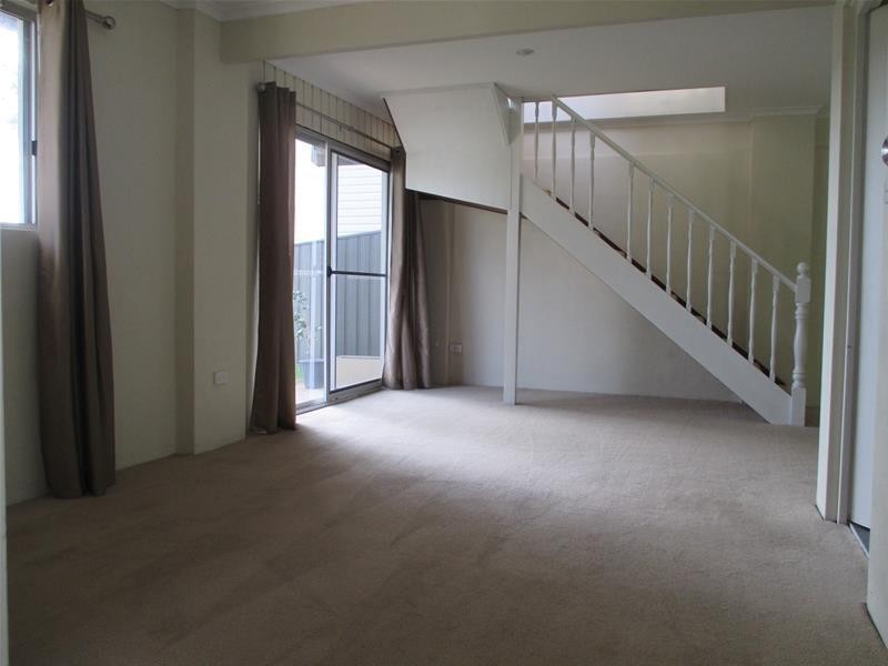 62 Yugari Crescent, Daleys Point NSW 2257