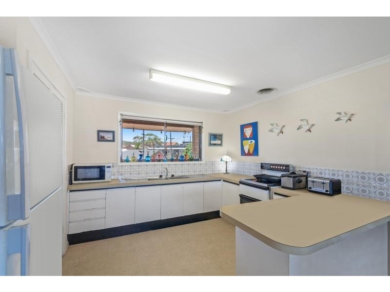 181 Barrenjoey Road, Ettalong Beach NSW 2257