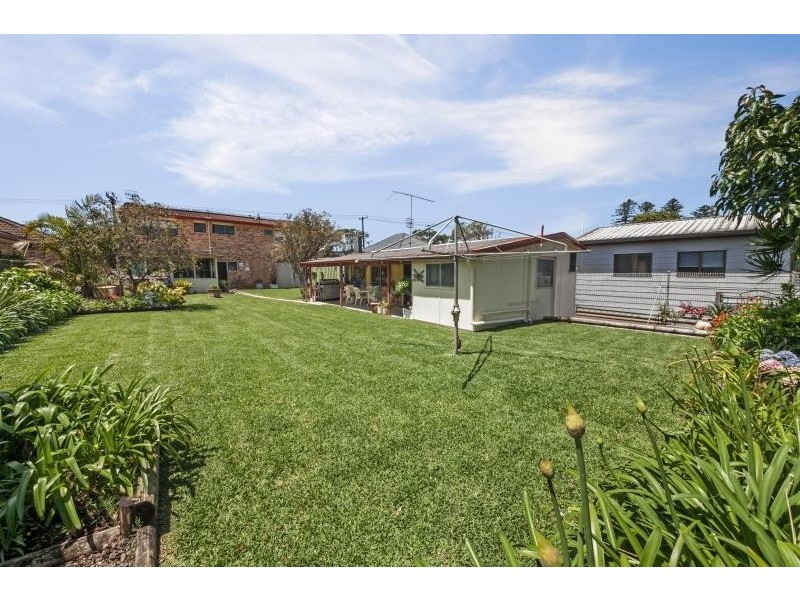 181 Barrenjoey Road, Ettalong Beach NSW 2257