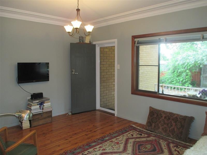 43 Edward Street, Woy Woy NSW 2256