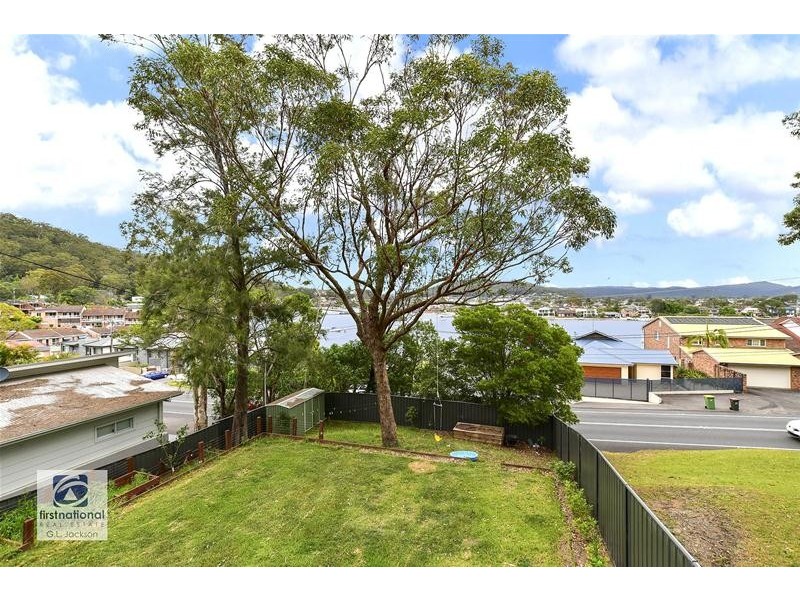 62 Yugari Crescent, Daleys Point NSW 2257