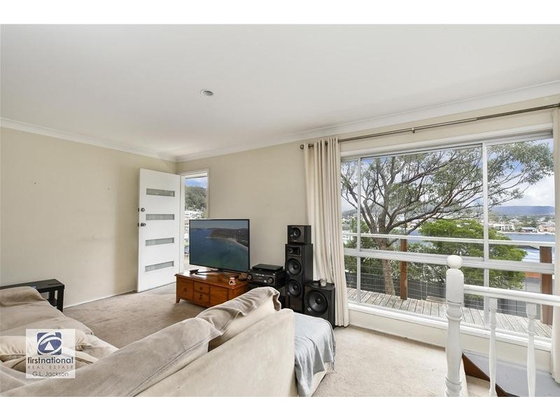 62 Yugari Crescent, Daleys Point NSW 2257