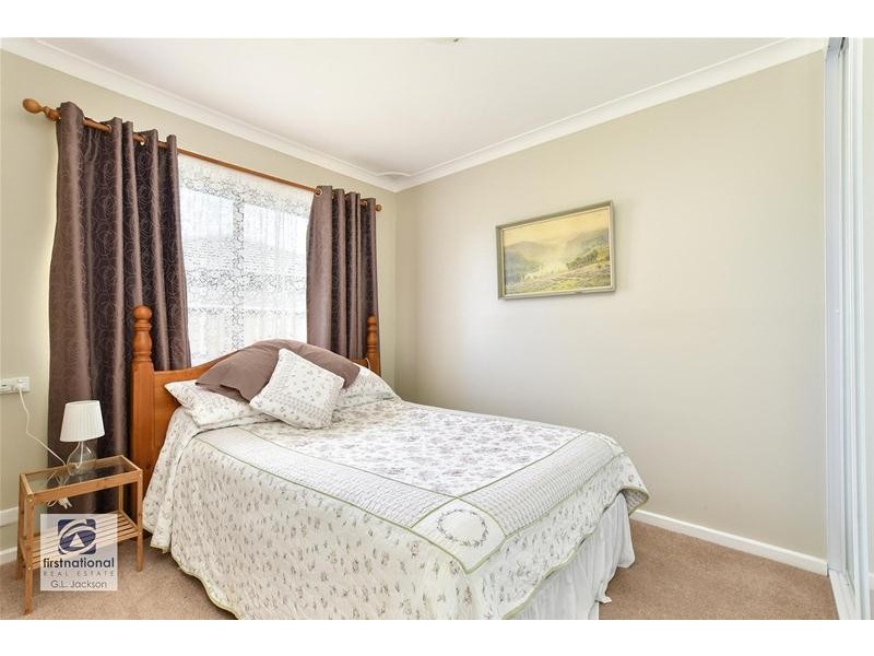 6 Camellia Circle, Woy Woy NSW 2256