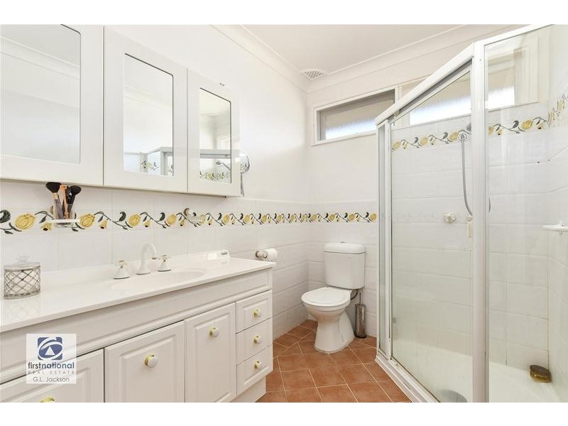 6 Camellia Circle, Woy Woy NSW 2256