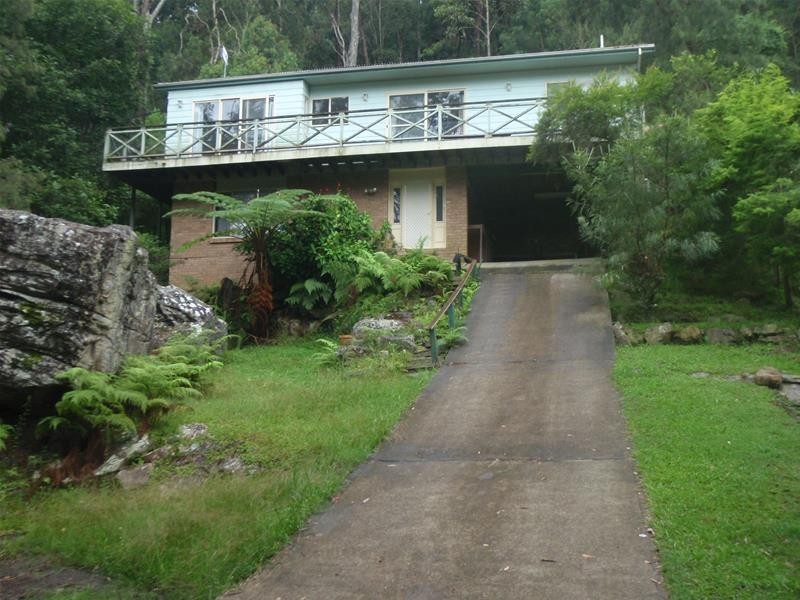 135 Greenhaven Drive, Umina Beach NSW 2257