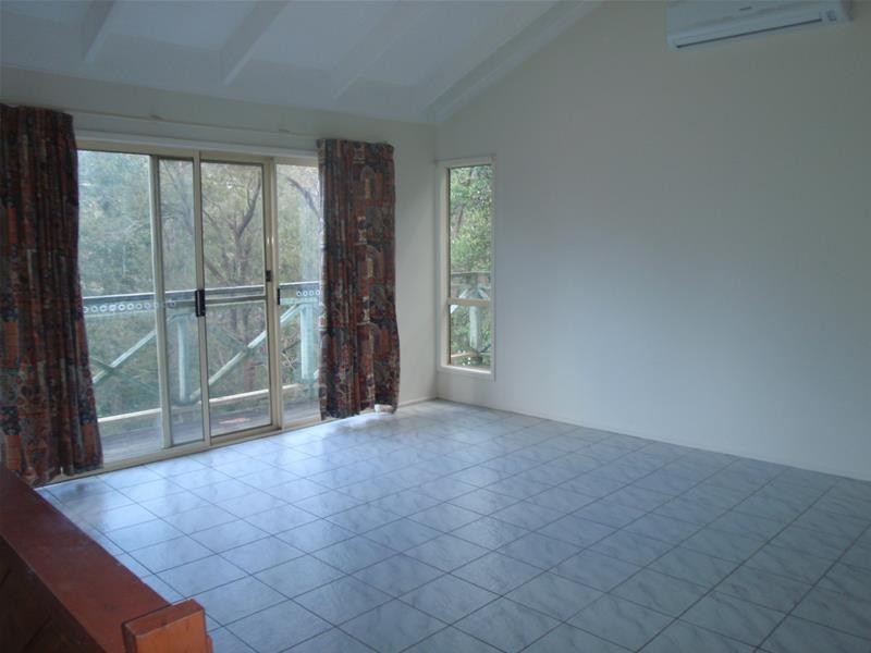 135 Greenhaven Drive, Umina Beach NSW 2257