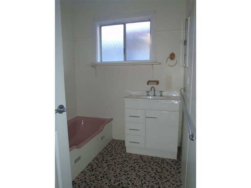 91 Trafalgar Avenue, Woy Woy NSW 2256