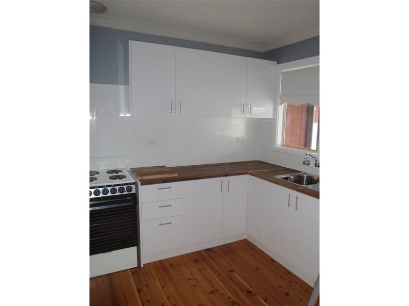 30 Dorothy Avenue, Woy Woy NSW 2256