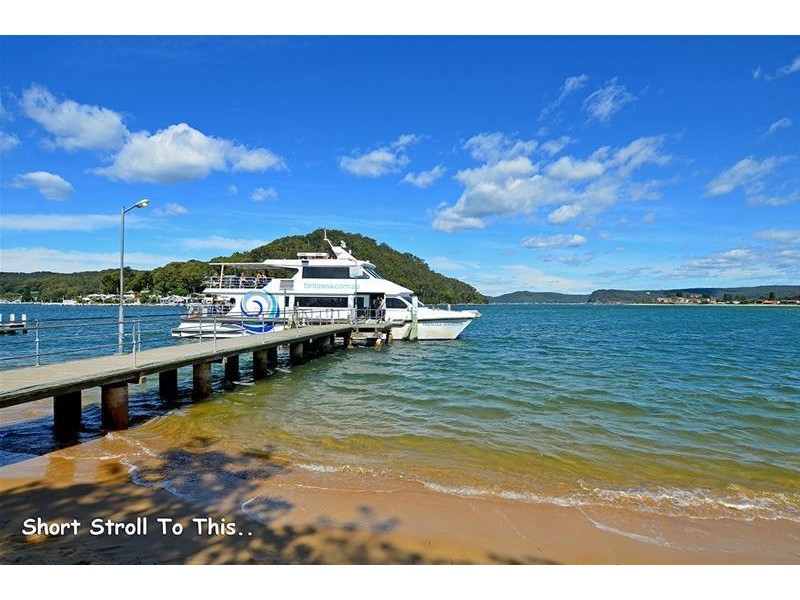 241 Booker Bay Road, Booker Bay NSW 2257