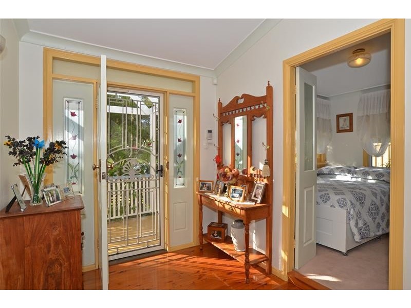 24 Beach Street, Ettalong Beach NSW 2257