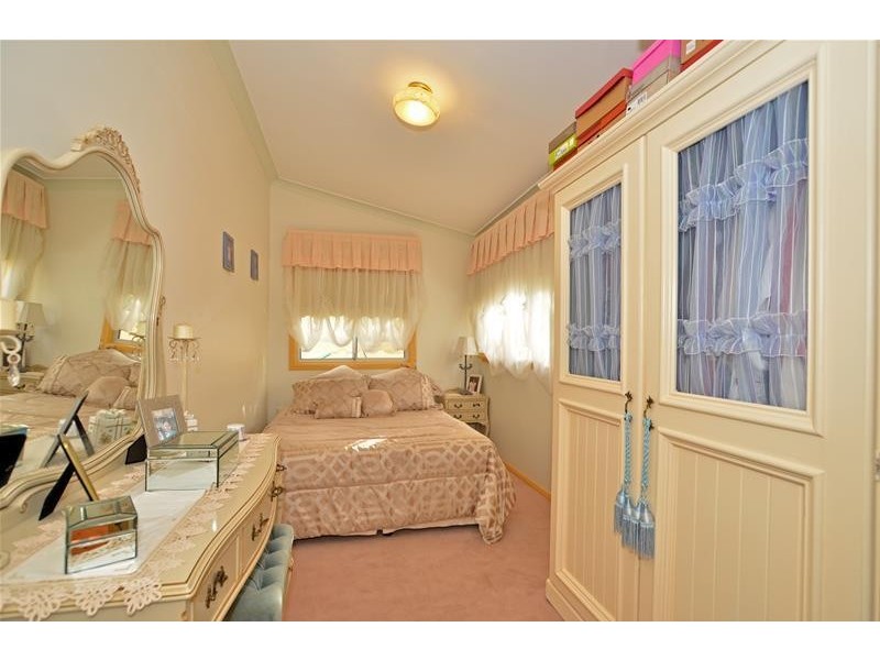 24 Beach Street, Ettalong Beach NSW 2257