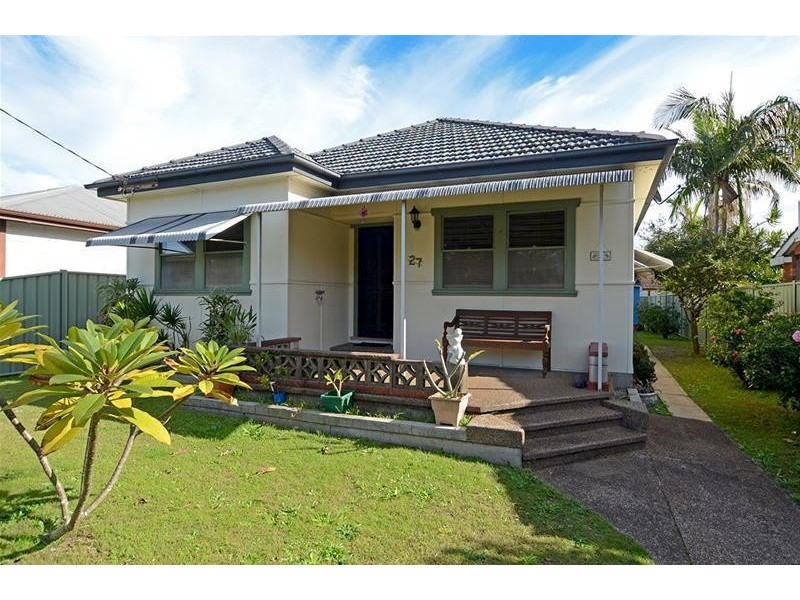 27 Picnic Parade, Ettalong Beach NSW 2257