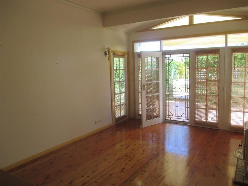 24 Beach Street, Ettalong Beach NSW 2257