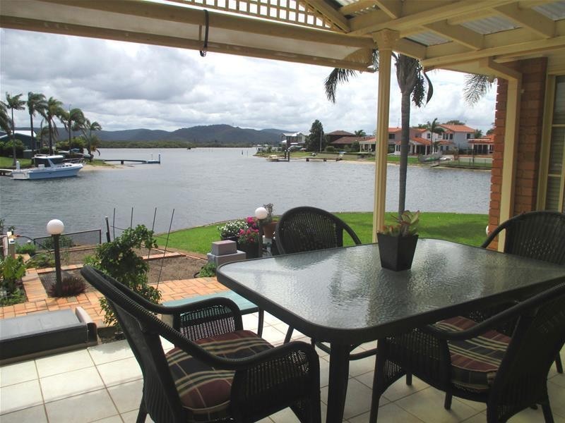 17 Heron Close, St Huberts Island NSW 2257