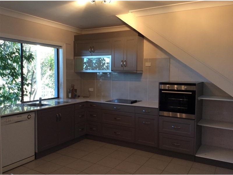 16 Castle Circuit, Umina Beach NSW 2257