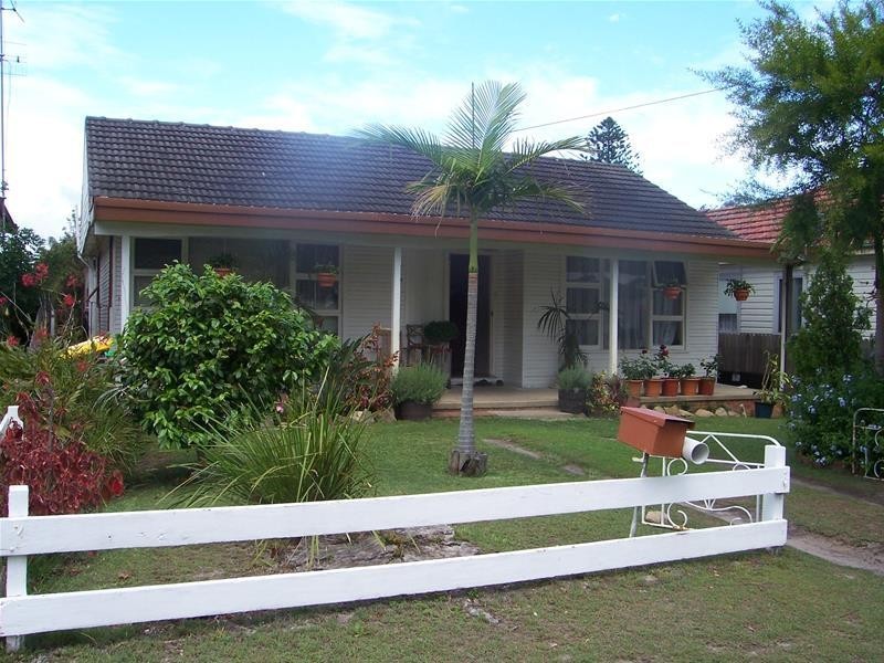 6 Lurline Street, Ettalong Beach NSW 2257