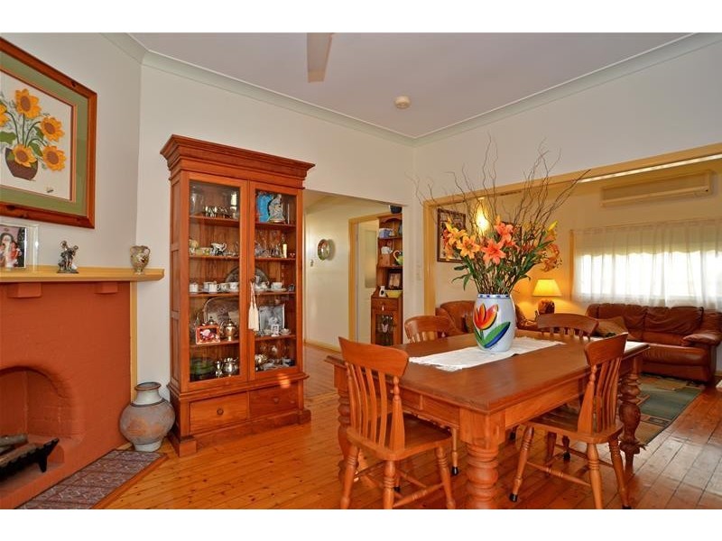 24 Beach Street, Ettalong Beach NSW 2257