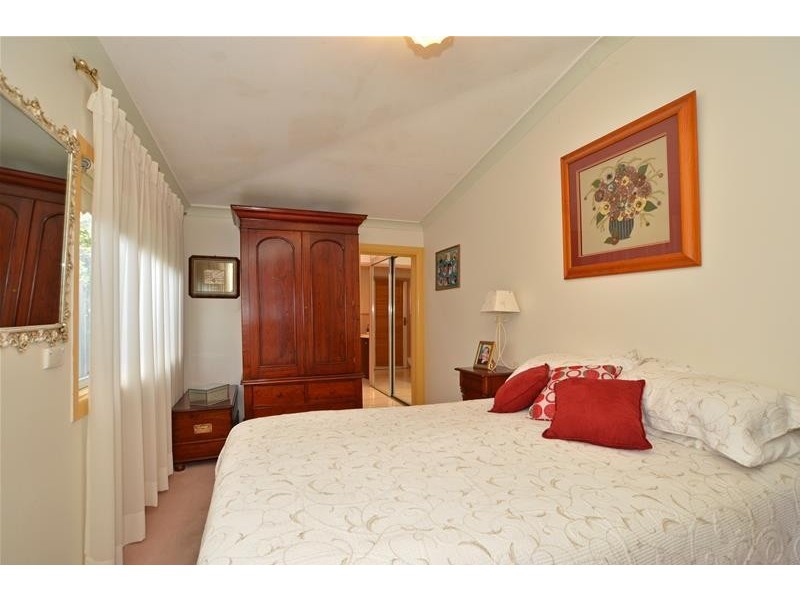 24 Beach Street, Ettalong Beach NSW 2257